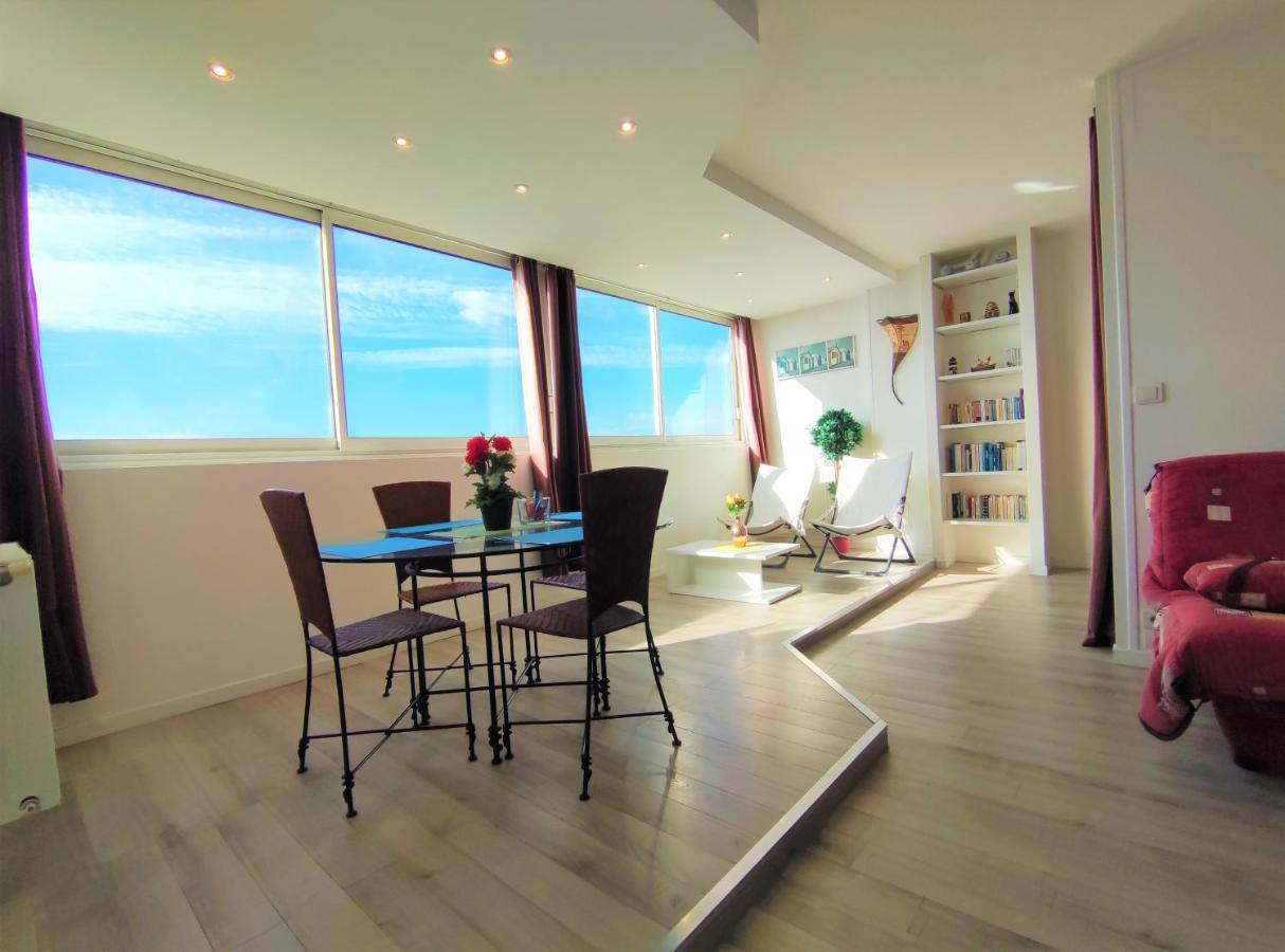 5 appartements indépendants situés à mi-chemin entre le Vieux Port et le Pont de l île de Ré La Rochelle  Esterno foto