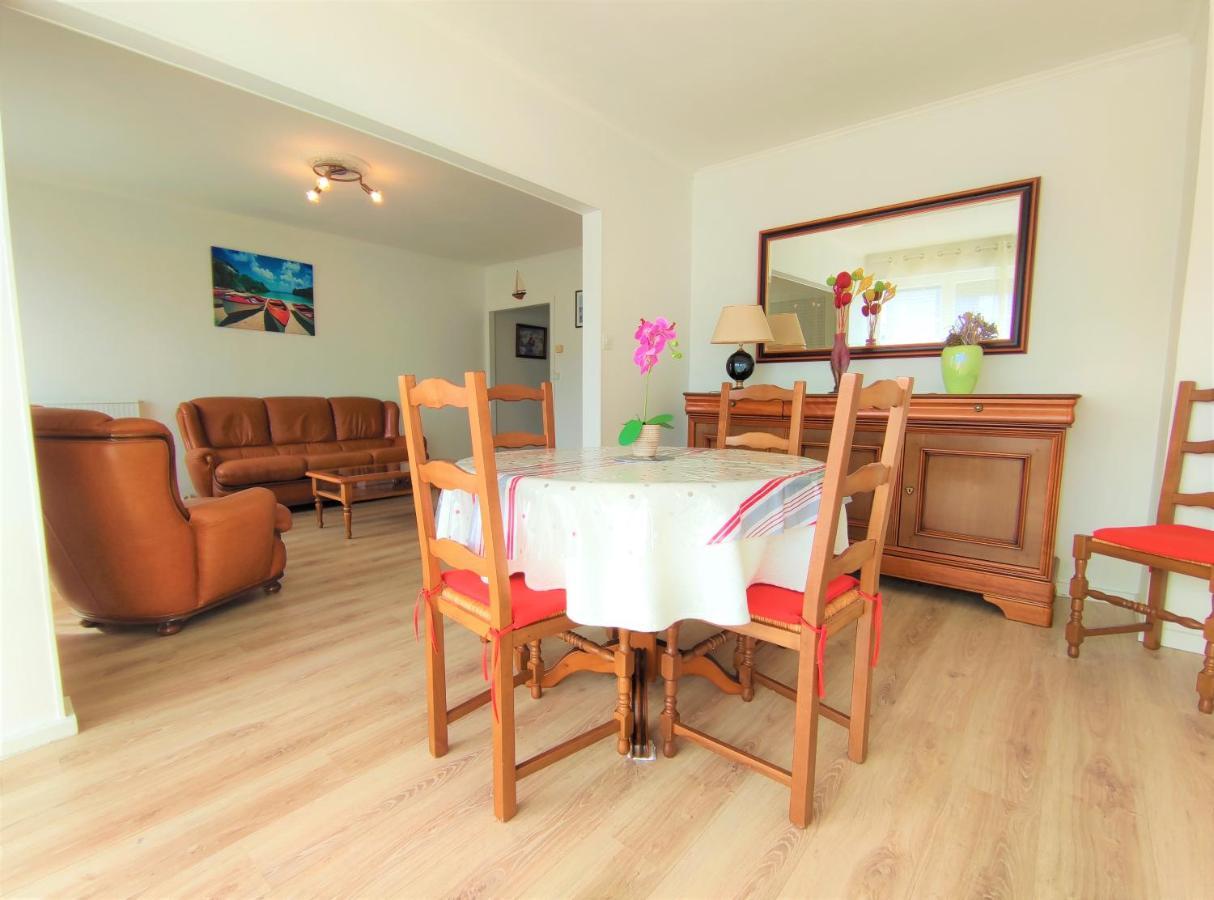5 appartements indépendants situés à mi-chemin entre le Vieux Port et le Pont de l île de Ré La Rochelle  Esterno foto